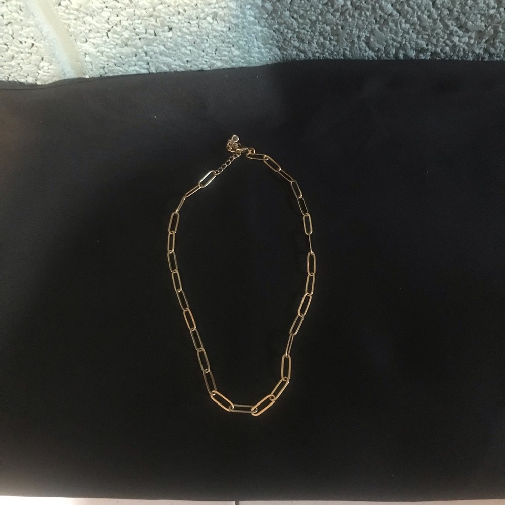 Elegant Gold Chain Necklace